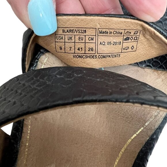 Vionic Perk Blaire snake embossed Leather Heeled Strappy Sandals women's sz 9 - Picture 10 of 10